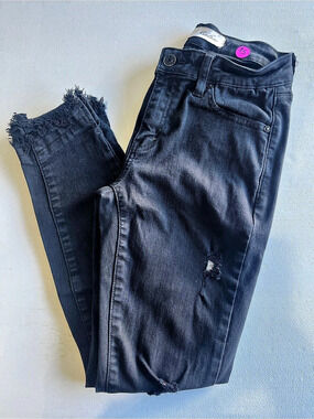 Kan Can Distressed Skinny Jeans in Black Waist 5